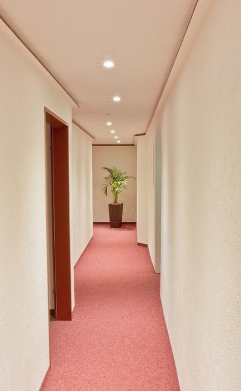 Hotel Ganita Вайль-на-Рейні Екстер'єр фото